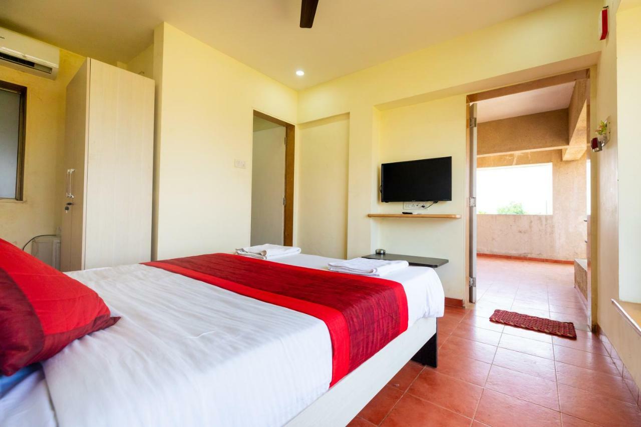 Vivaant Retreat And Conventions Hotel Igatpuri Exterior photo